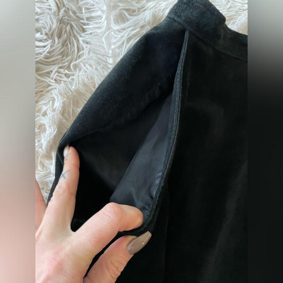 Vintage Rare!! Floor Length Black Suede Danier Skirt. Size14 - Picture 6 of 10
